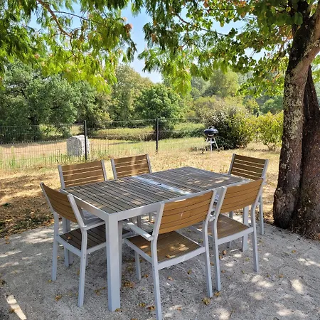 Holiday home Albizia Rouge - De Charme A La Campagne *